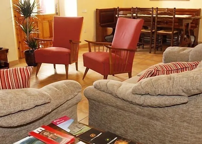 La Riera فندق مبيت وإفطار فيك