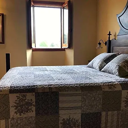 La Riera Bed & Breakfast Vic